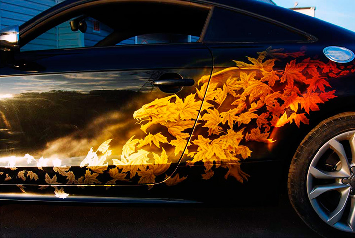 Стильная аэрография на автомобиле - дракон и желтые листья