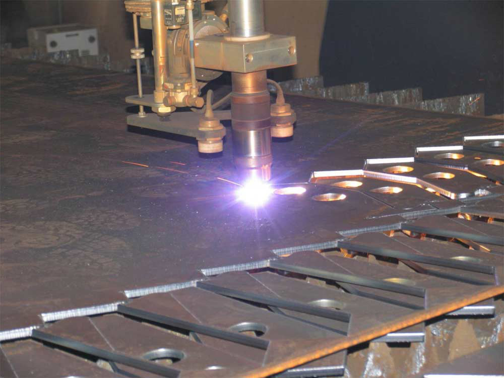 Процесс лазерной резки листового металла